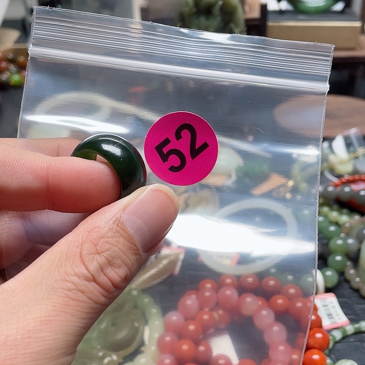 和田玉吊坠未镶嵌俯*