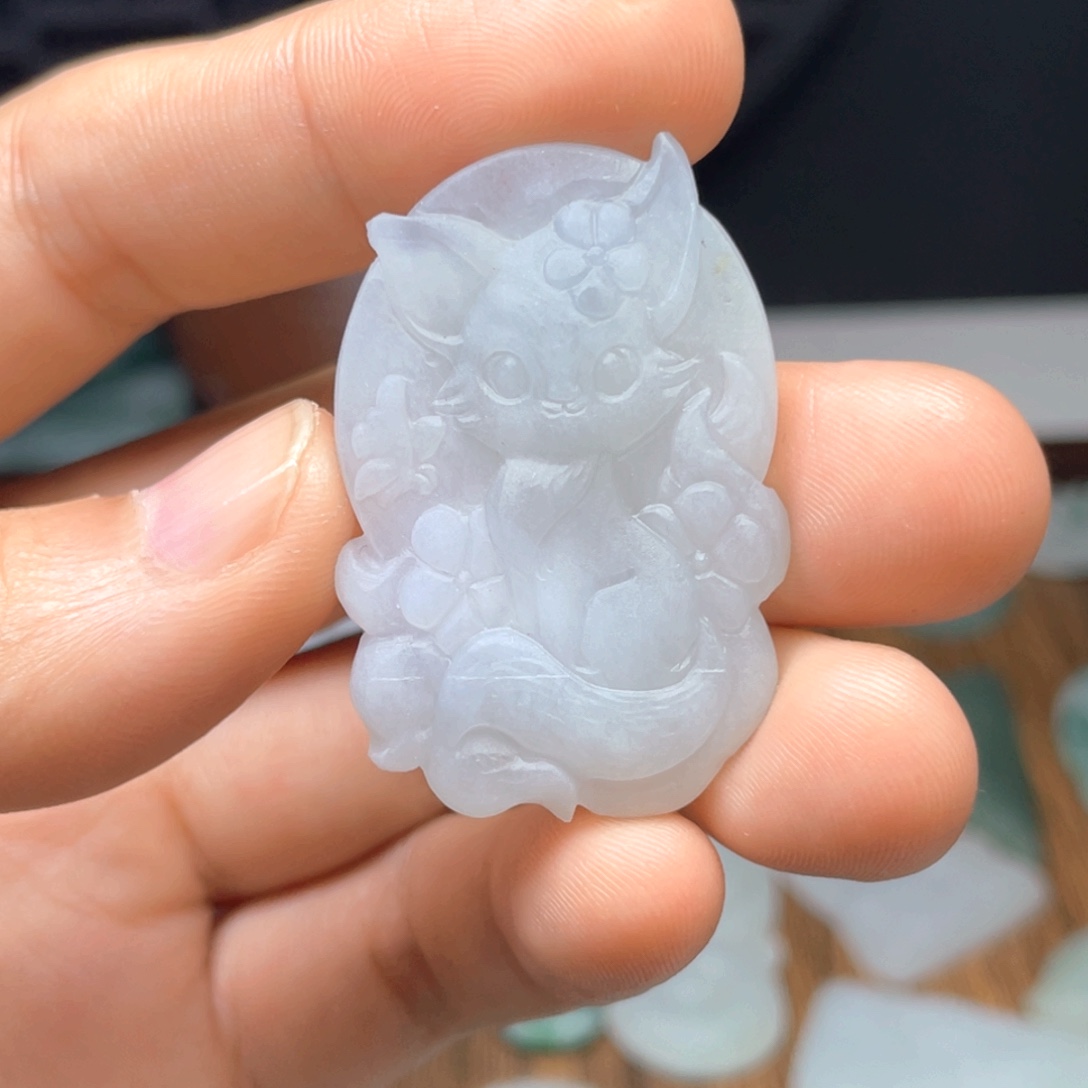 定制翡翠未镶嵌九尾猫