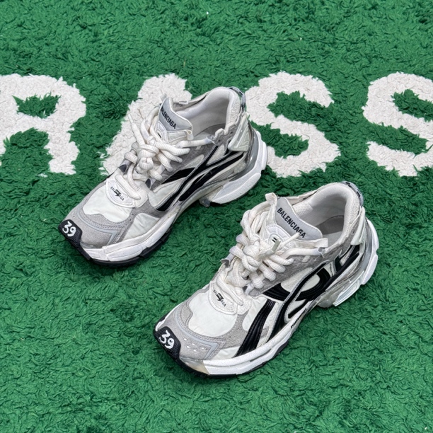 99新 Balenciaga/巴黎世家 Runner灰白黑 尼龙新款 98新 39码