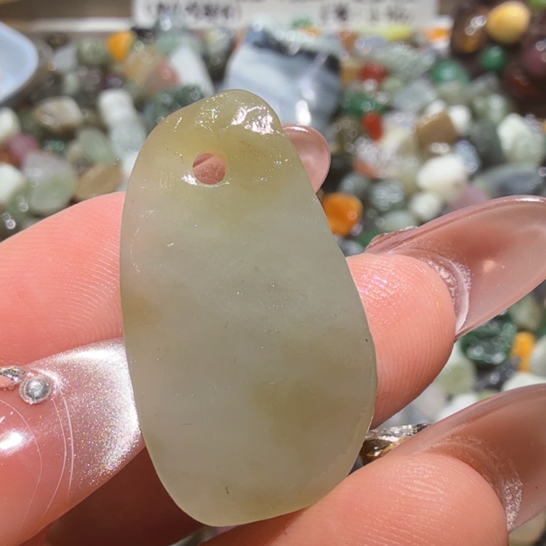 和田玉未镶嵌珠宝半成品