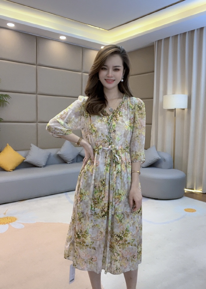 马洛克《雯雯心选》黄色腰果花钉珠印花收腰显瘦桑蚕丝连衣裙75052