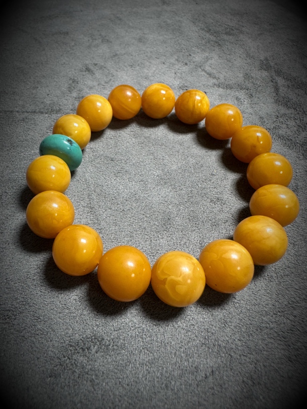 俄料鸡油黄蜜蜡单圈手串