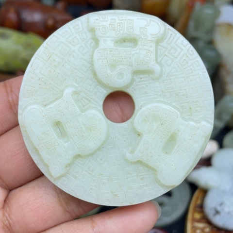 蛇纹石玉未镶嵌颈饰36