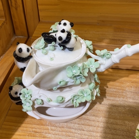 A***a和哈咯摸摸哦哦哦，咯啦咯哦