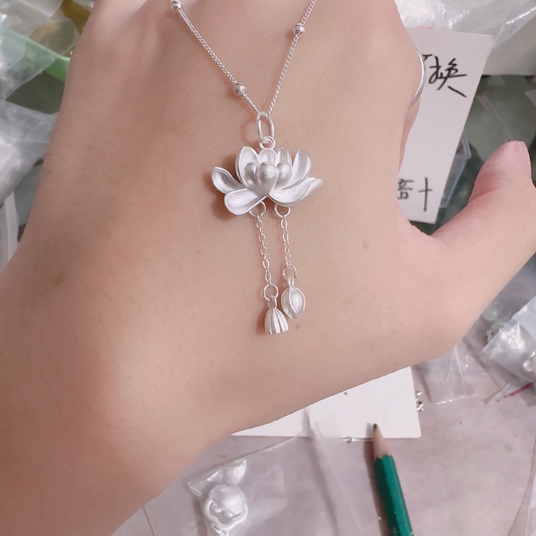 低***雾吊坠足银足银999莲花吊坠加隔珠链子一套