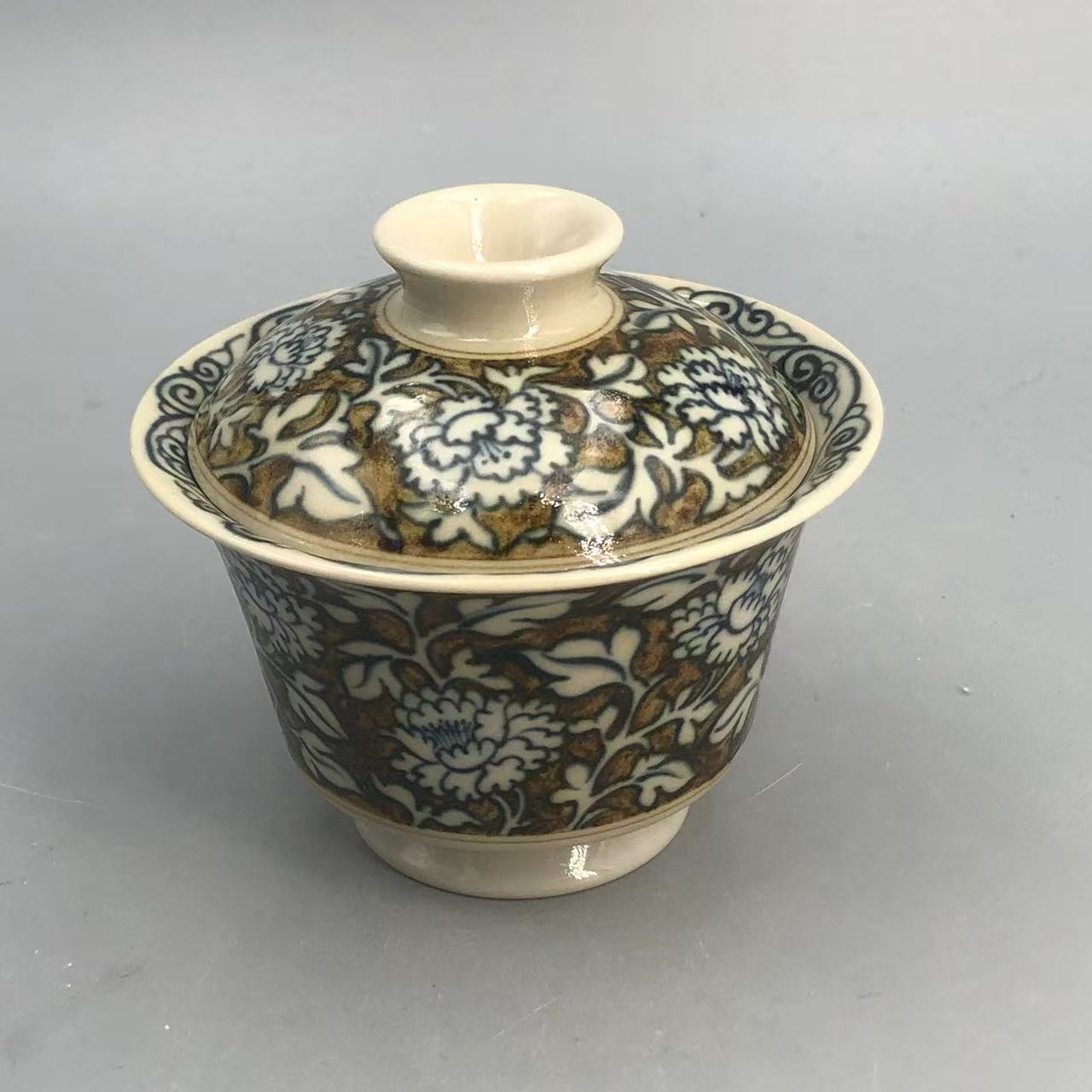 【占春生】占春生窑釉里金花卉马蹄盖碗 zcsy1136