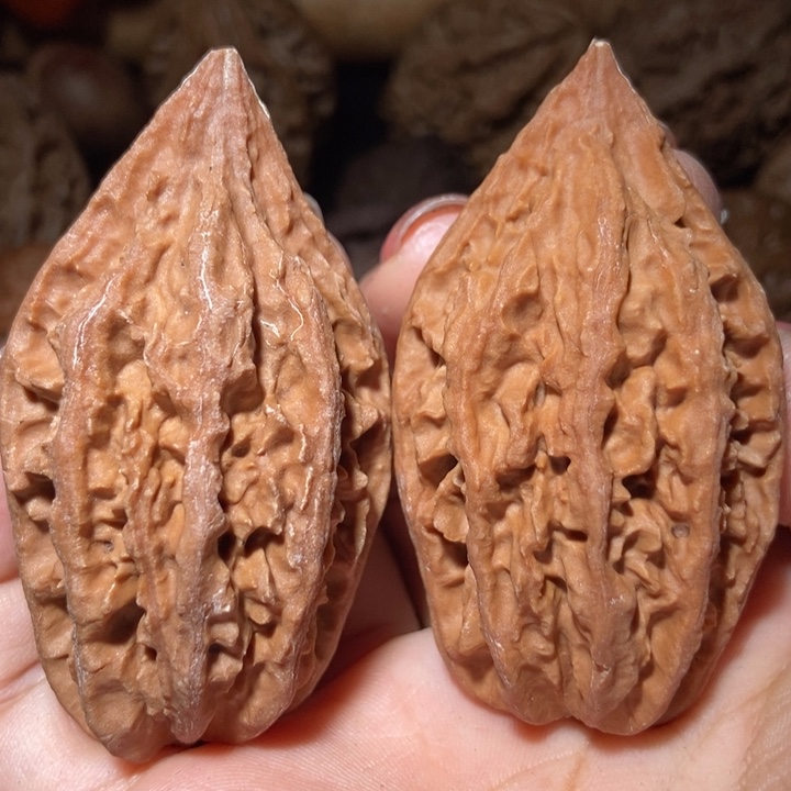 文玩核桃把件东北楸子小雪116