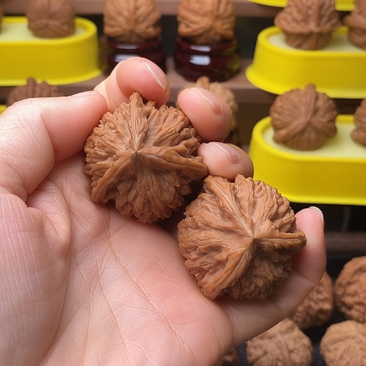 文玩核桃吊坠文山