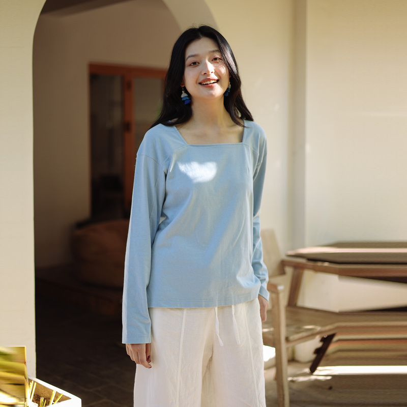 142朵/天蓝色木棉亲肤舒适一字领刺绣小马设计感宽松文艺T恤