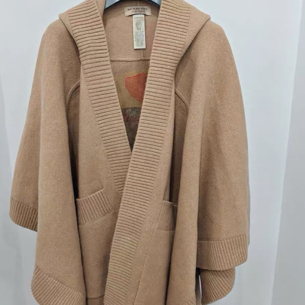 99新 BURBERRY/博柏利 羊毛战马图案斗篷披肩 /长81/B02315