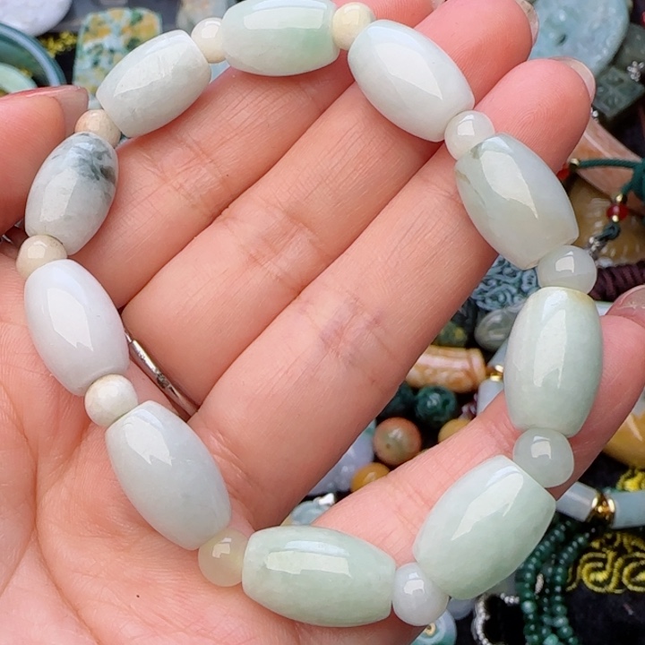 翡翠颈饰未镶嵌天然A货96