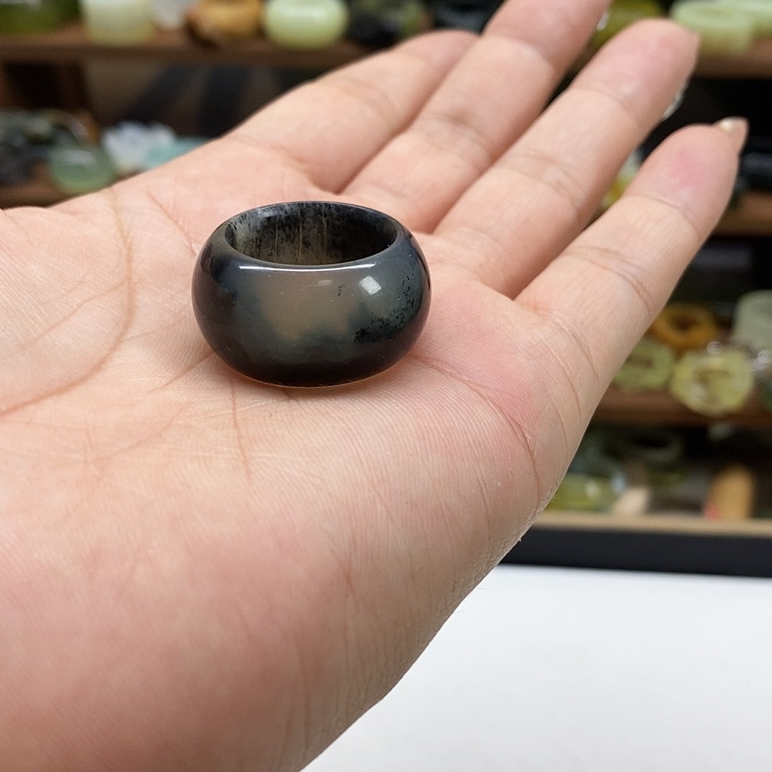 岫玉戒指未镶嵌唯**蚀