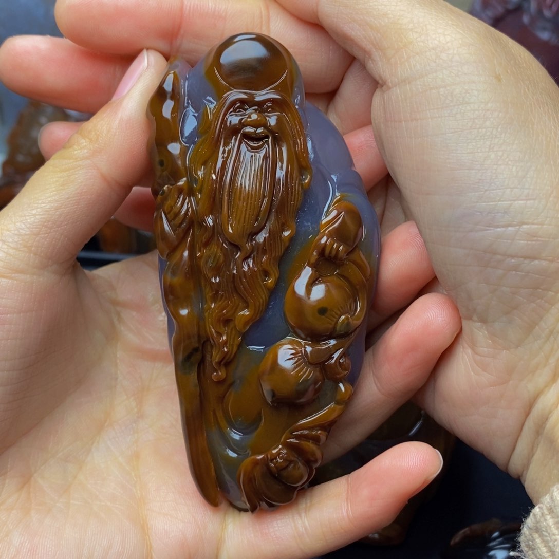 玛瑙/玉髓手把件未镶嵌超***＂