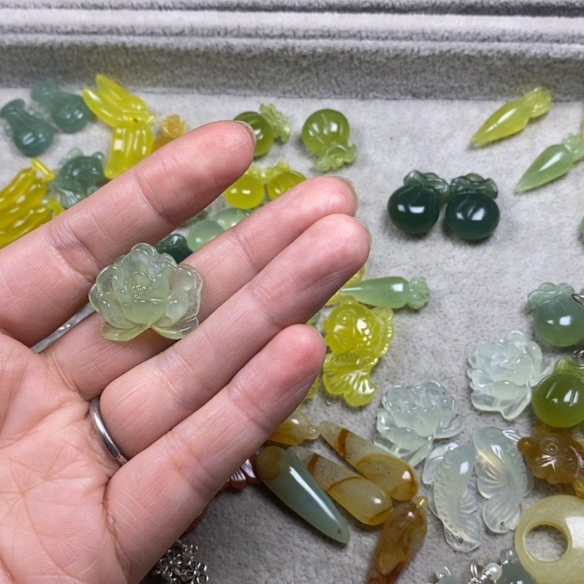 【闪购商品】蛇纹石玉挂件耳饰耳环项链未镶嵌
