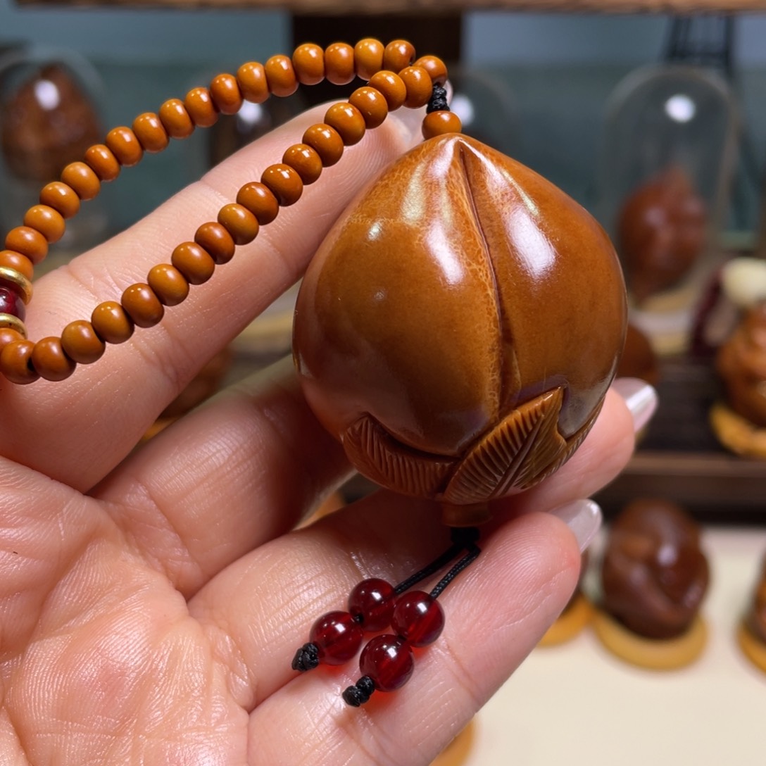 佛螺菩提吊坠捡漏仙桃链子一套