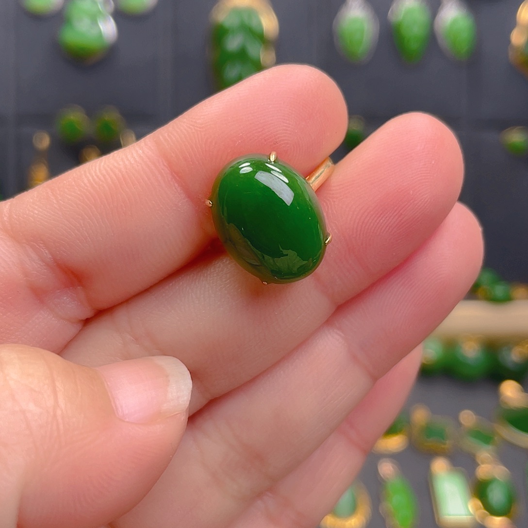 和田玉（碧玉）戒指18K金镶嵌1680