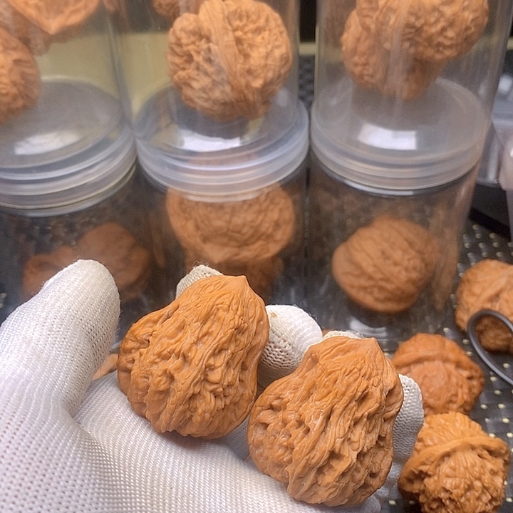 文玩核桃吊坠葫芦