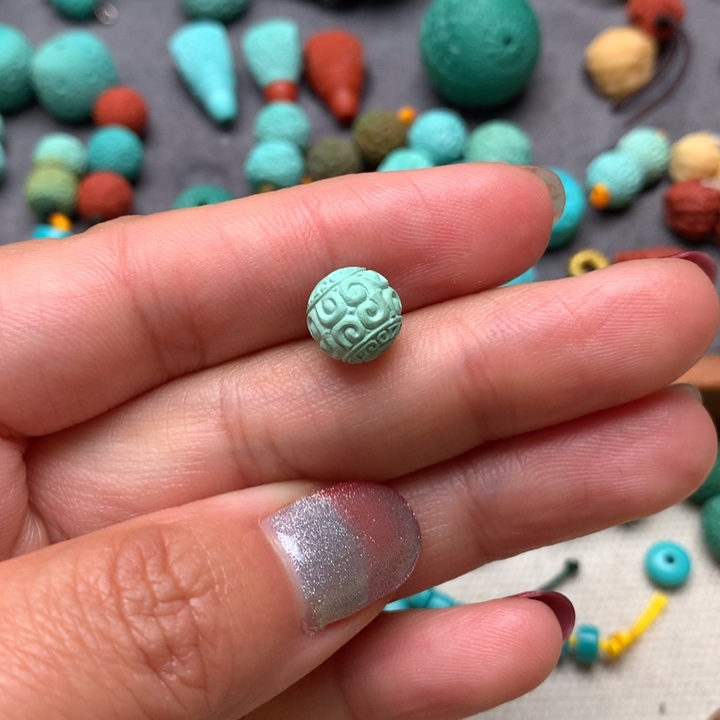 绿松石配饰未镶嵌