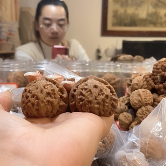 文玩核桃吊坠38宫灯