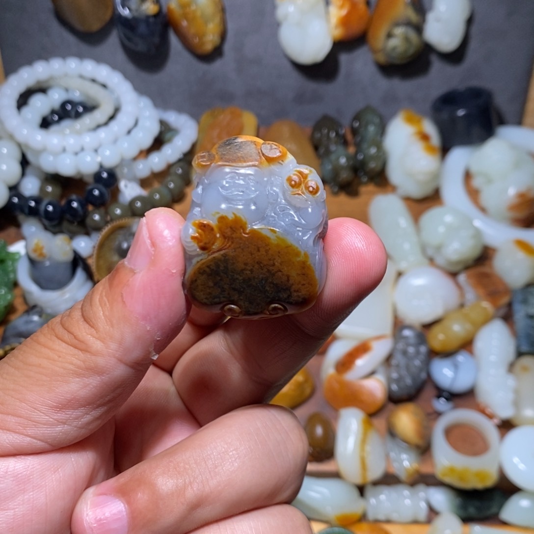 和田玉颈饰未镶嵌家***兴