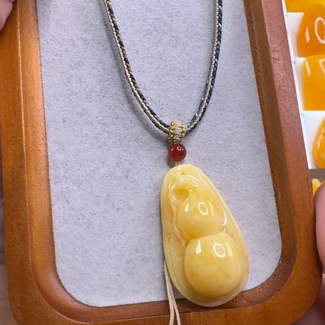 蜜蜡毛衣链未镶嵌