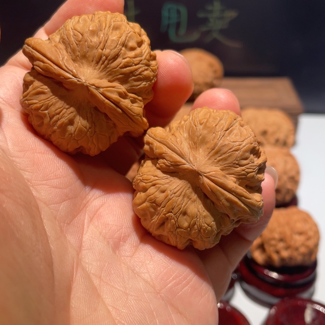 文玩核桃把件平谷元宝40全品