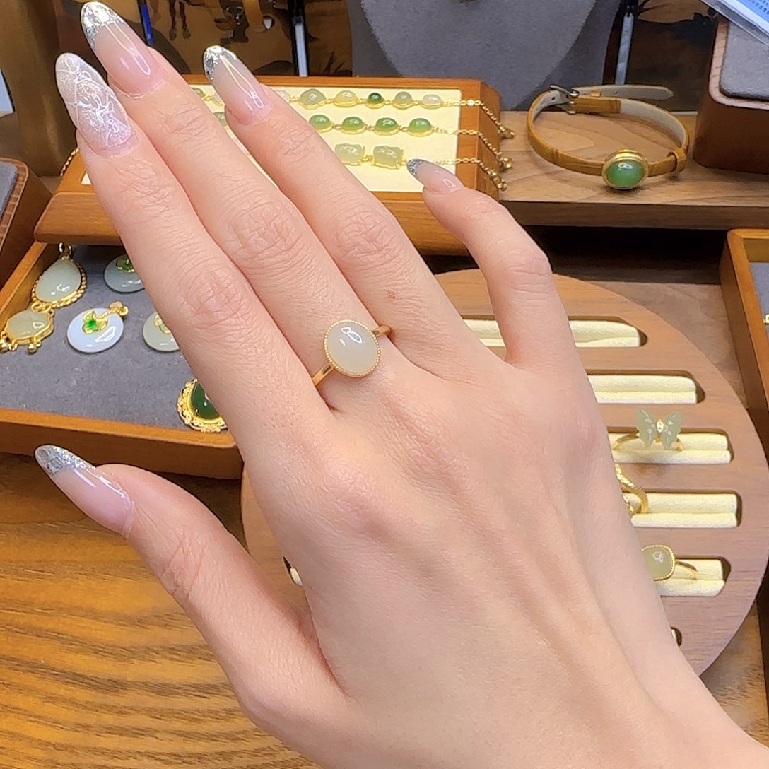 和田玉戒指银S925镀金镶嵌