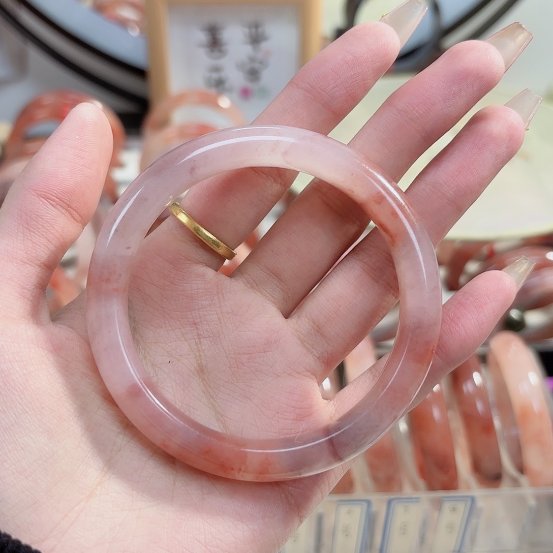 石英质玉手镯未镶嵌江*