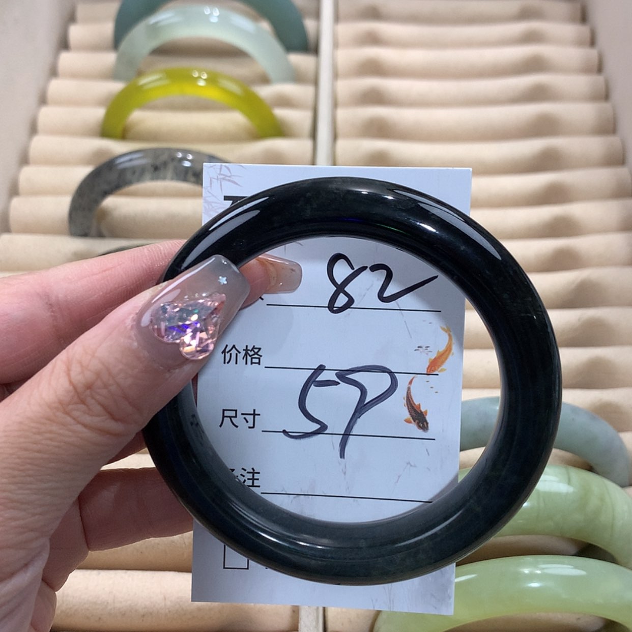 【闪购商品】未镶嵌蛇纹石玉手镯