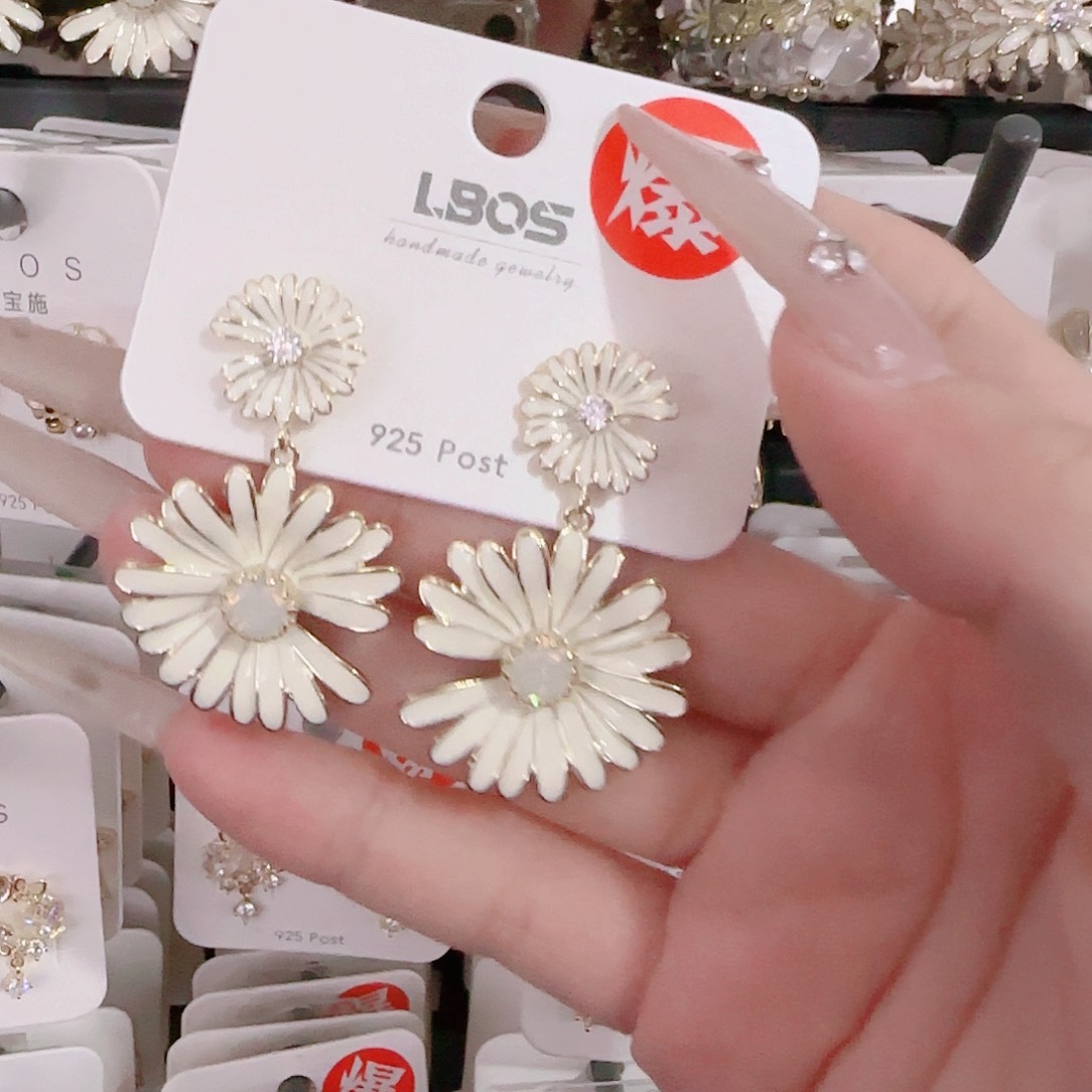 铜合金925银树脂耳环