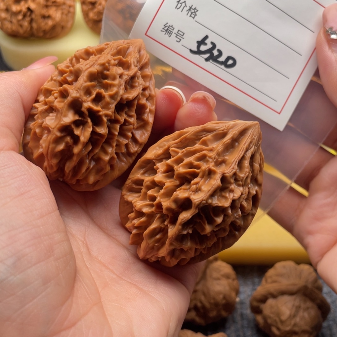 雷***加文玩核桃吊坠5320号40招財鼠