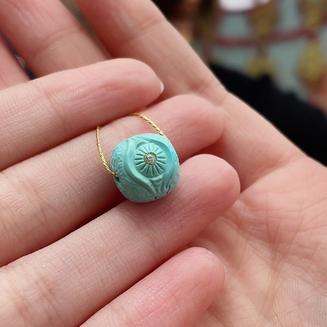 绿松石颈饰未镶嵌