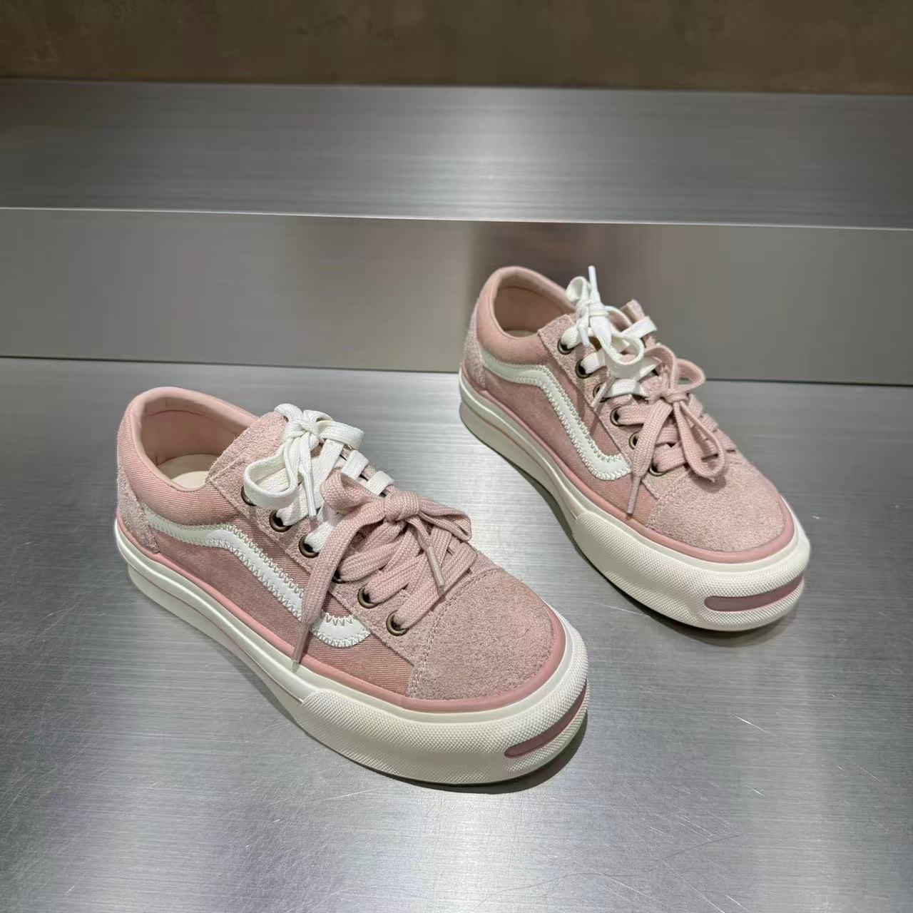 C5544 粉色  夏季时尚板鞋女2025新款潮酷年轻厚底休闲鞋