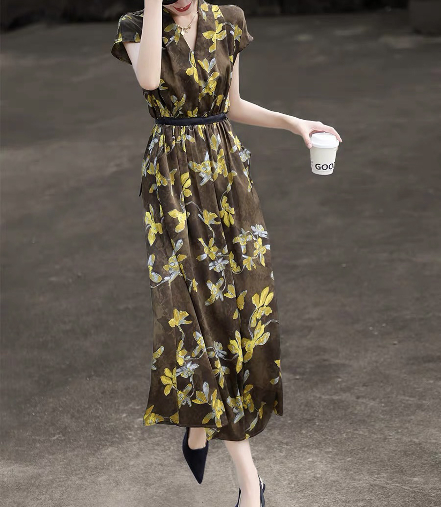 秋秋夏季新款V领高级感收腰花纹气质显瘦连衣裙88603