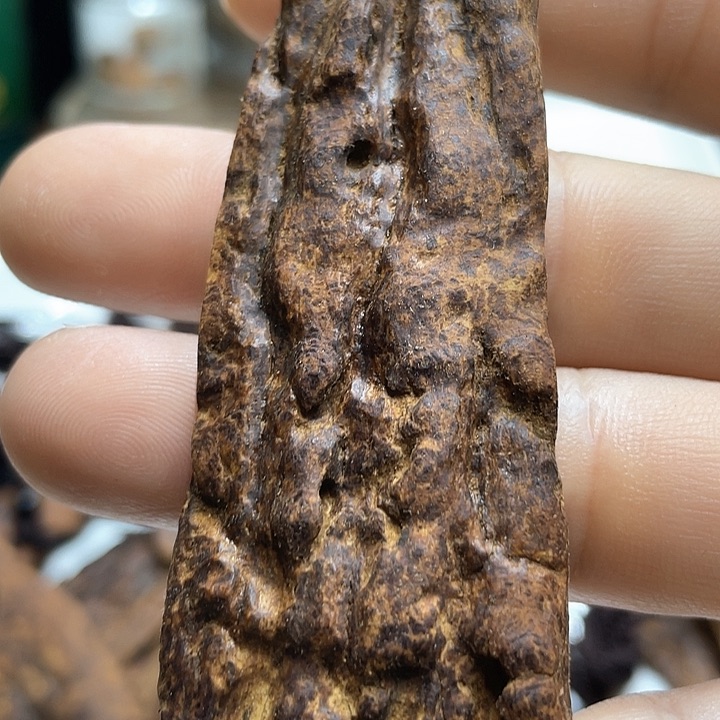 沉香木吊坠越南老惠安红土料发一块