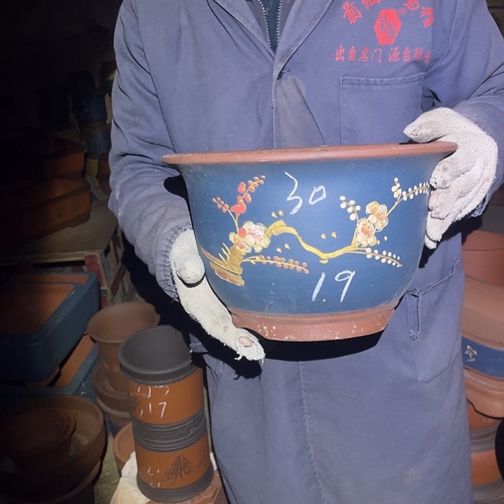 紫砂紫砂花盆和小