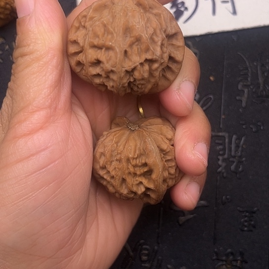 文玩核桃吊坠宫灯