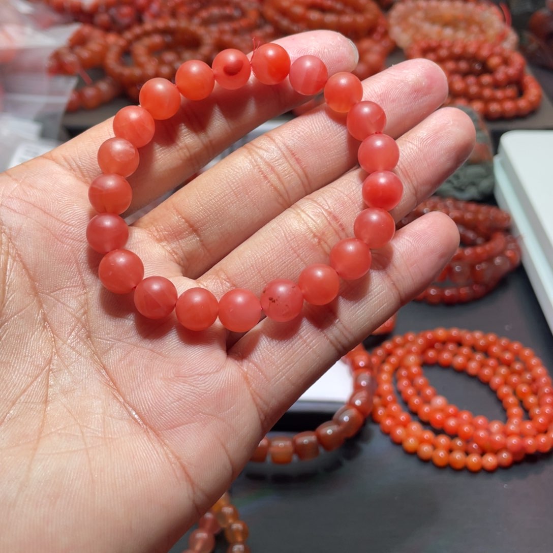 南红玛瑙手链未镶嵌