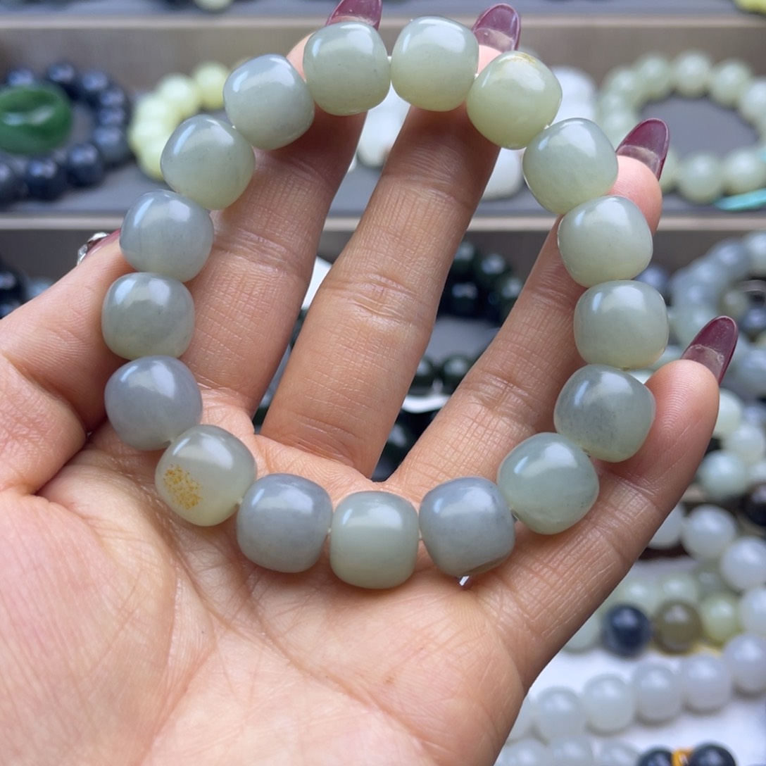 和田玉手链未镶嵌