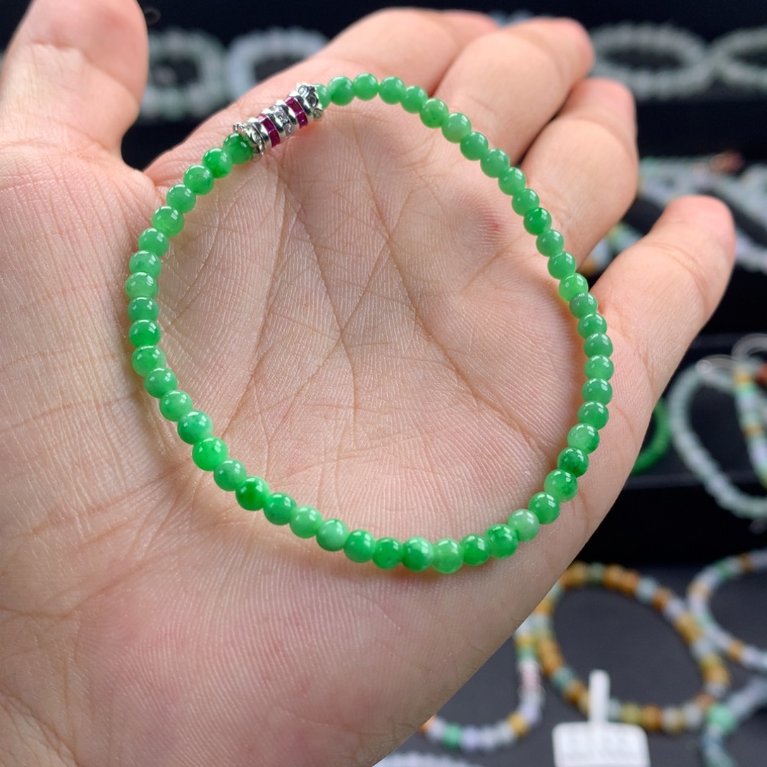 翡翠未镶嵌手链卡3.5