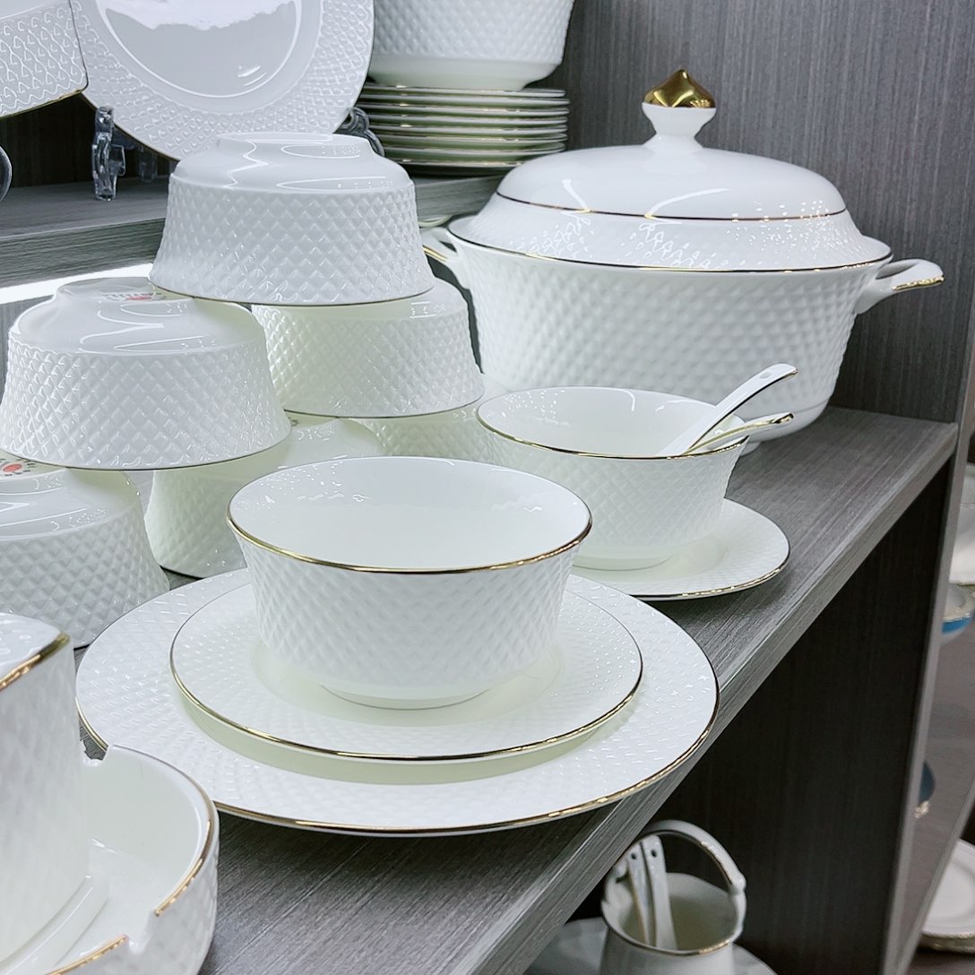 夏景德镇钻雅陶瓷餐具