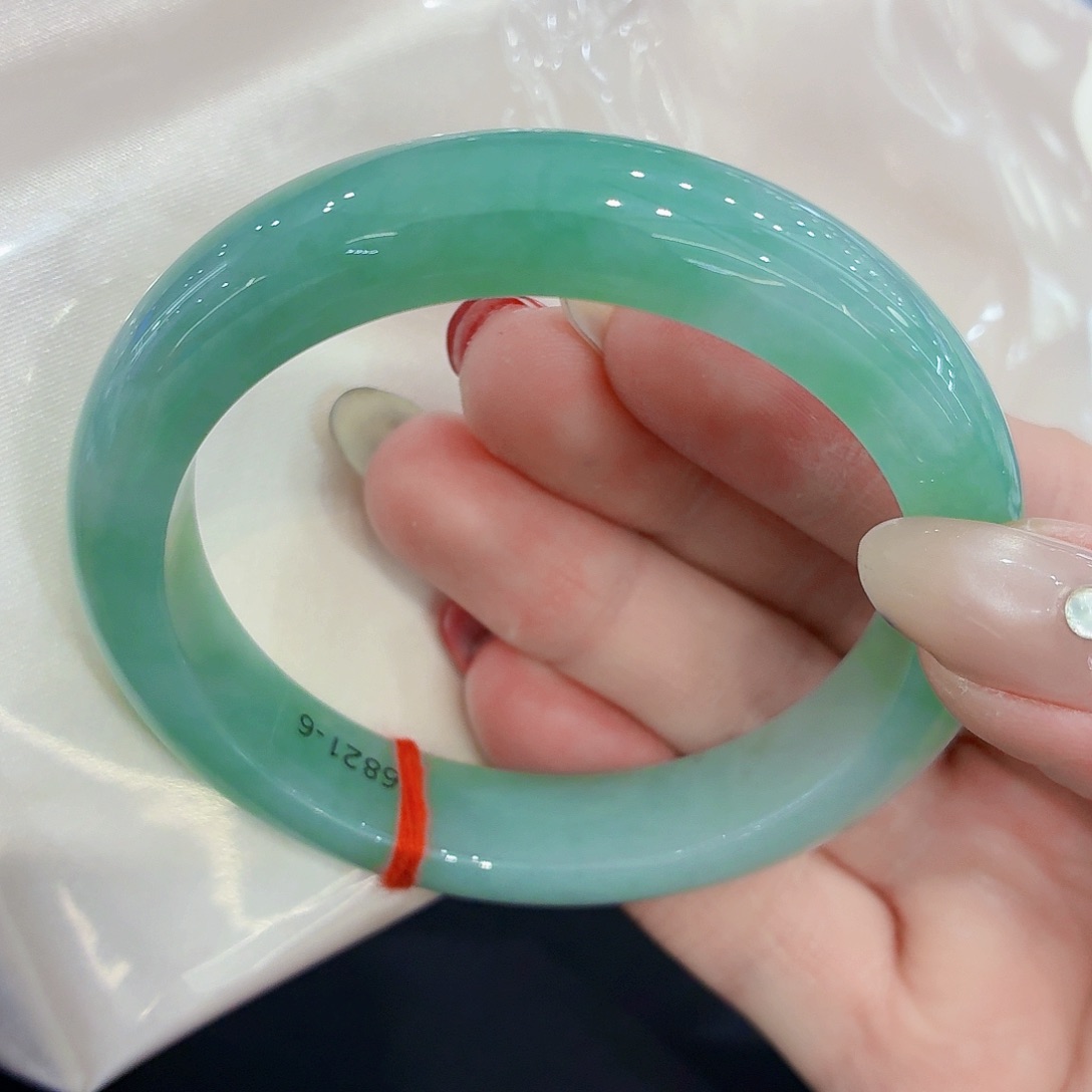 翡翠未镶嵌手镯翡翠57圈口（强推）