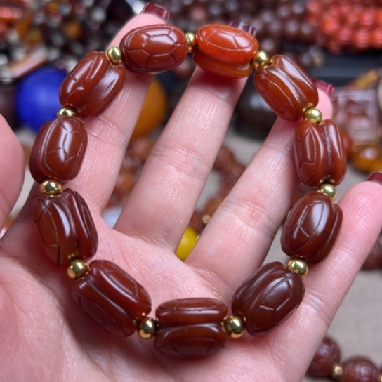 玛瑙/玉髓颈饰未镶嵌