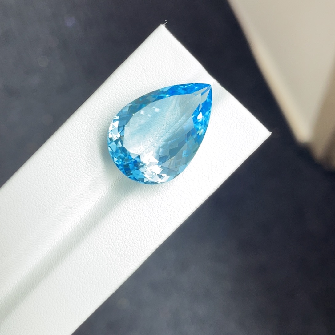 托帕石裸石未镶嵌25ct