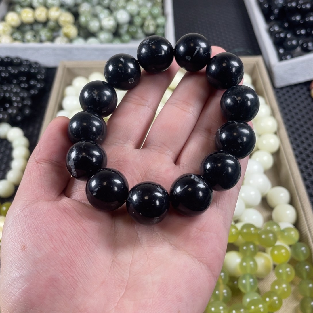 蛇纹石玉未镶嵌手链