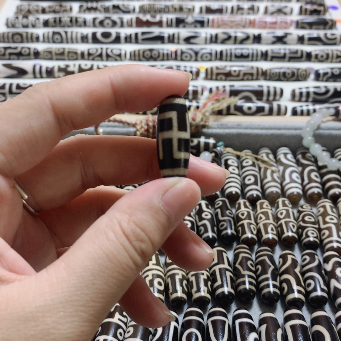 未镶嵌颈饰玛瑙/玉髓