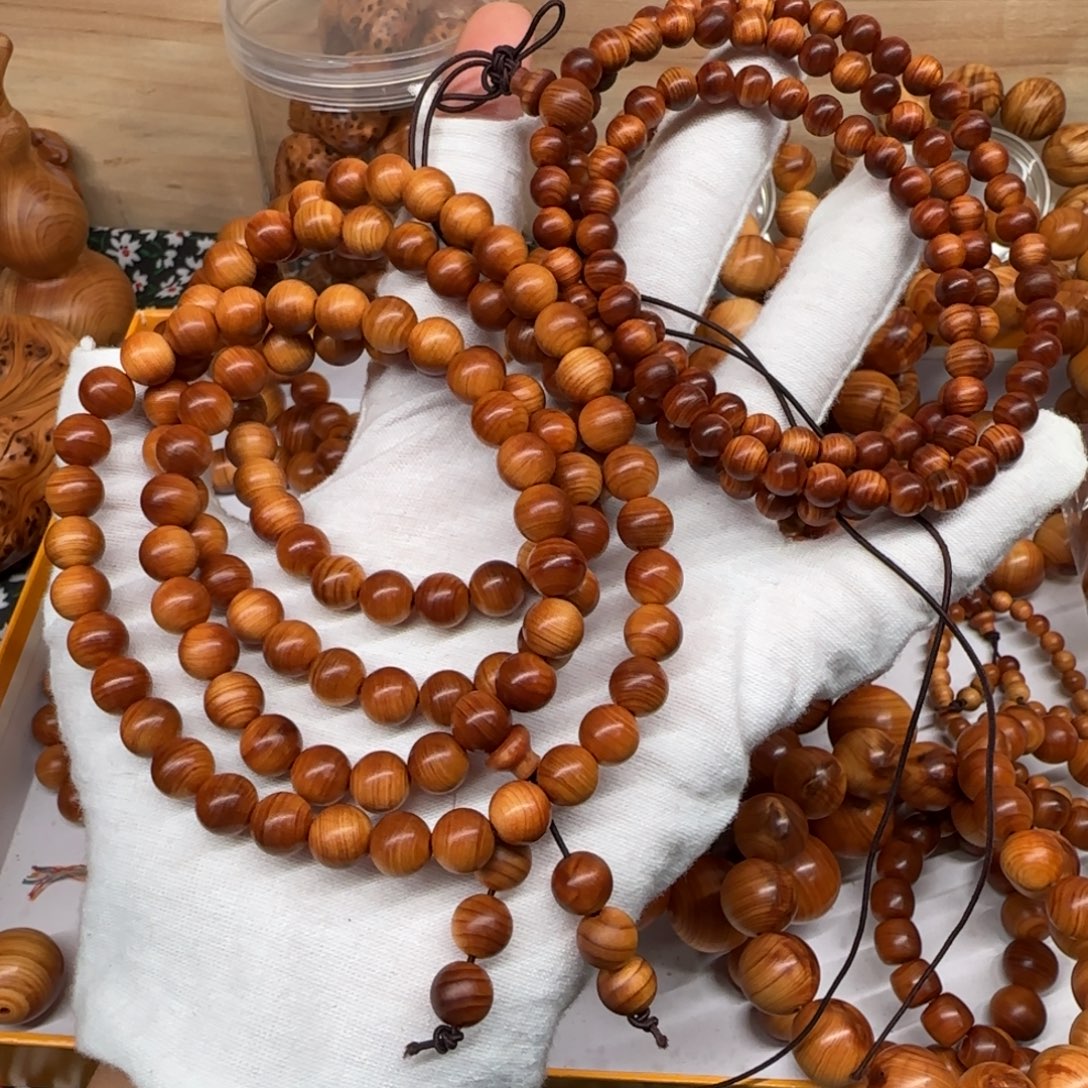 仅***狼柏木（崖柏）0.8太行崖柏红油108颗和0.6黑油板根108颗