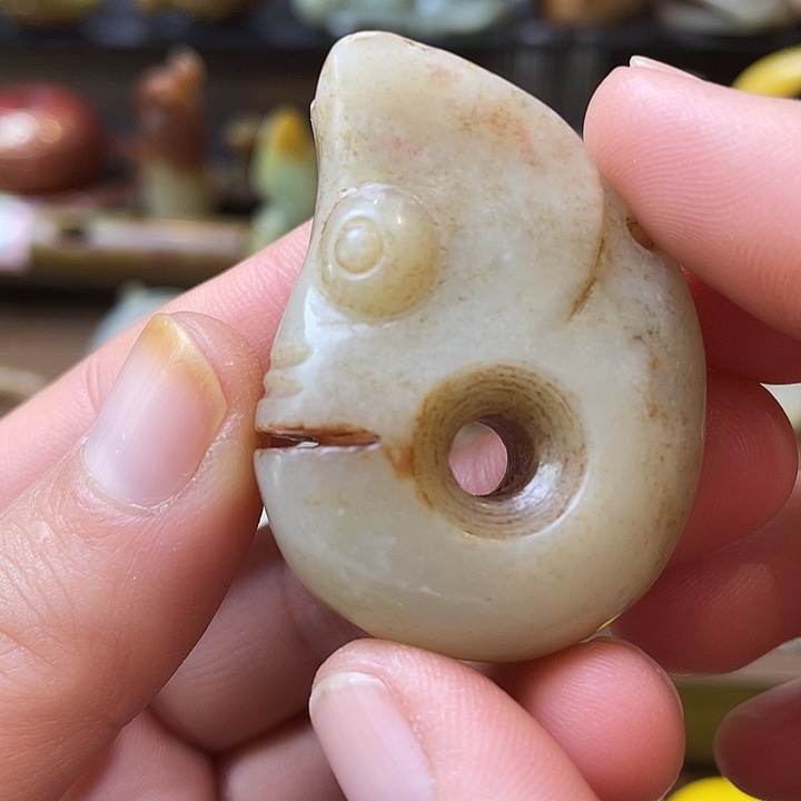 和田玉（糖玉）未镶嵌颈饰