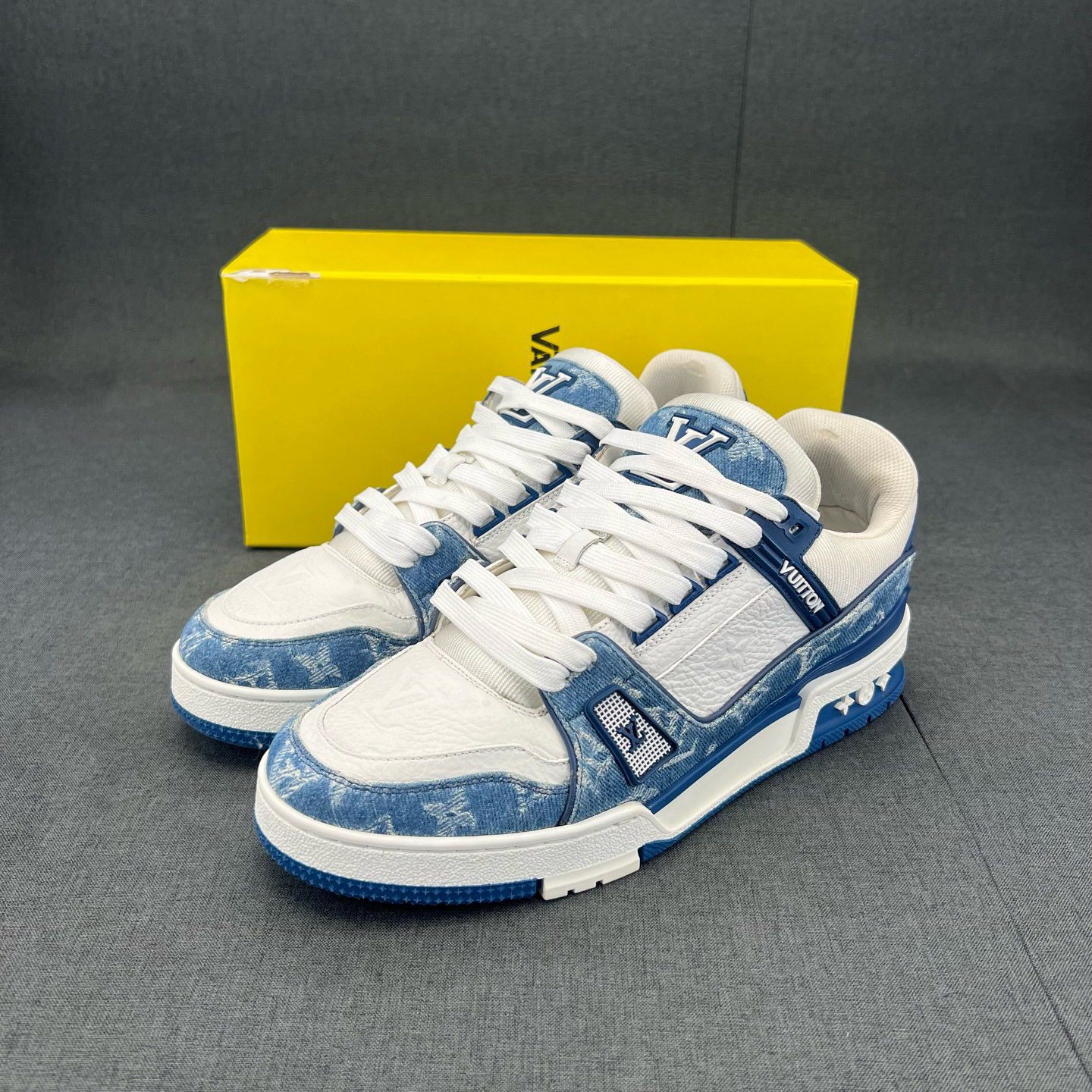 95新 LouisVuitton/路易威登 码数41.5lv trainer 白蓝牛仔 