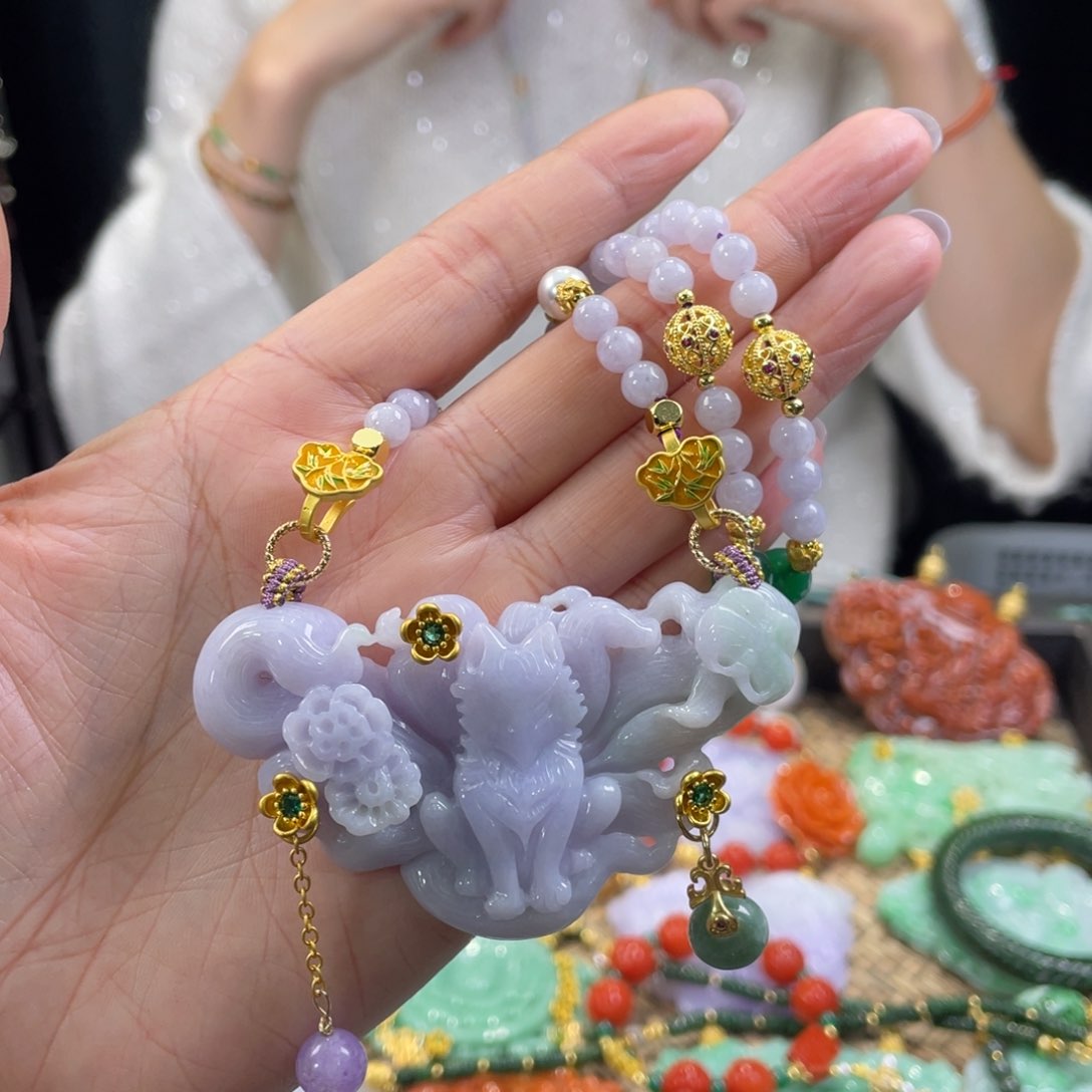 翡翠颈饰未镶嵌代编织